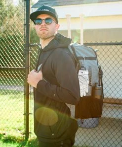 Franklin Adult MLB Batting Glove Aerator For Unisex -Franklin Sport Store unnamed file 451