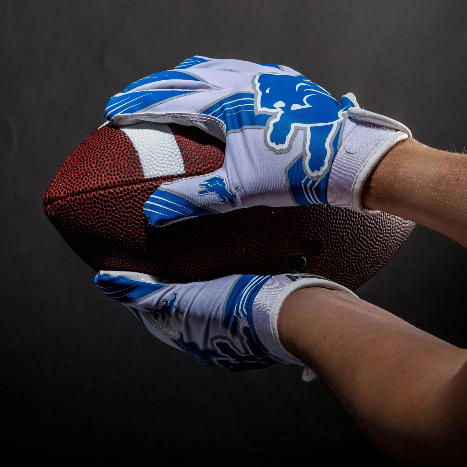 Franklin Youth Detroit Lions M/L Receiver Gloves For Girls' 6 Franklin Youth Detroit Lions M/L Receiver Gloves For Girls' - Image 4